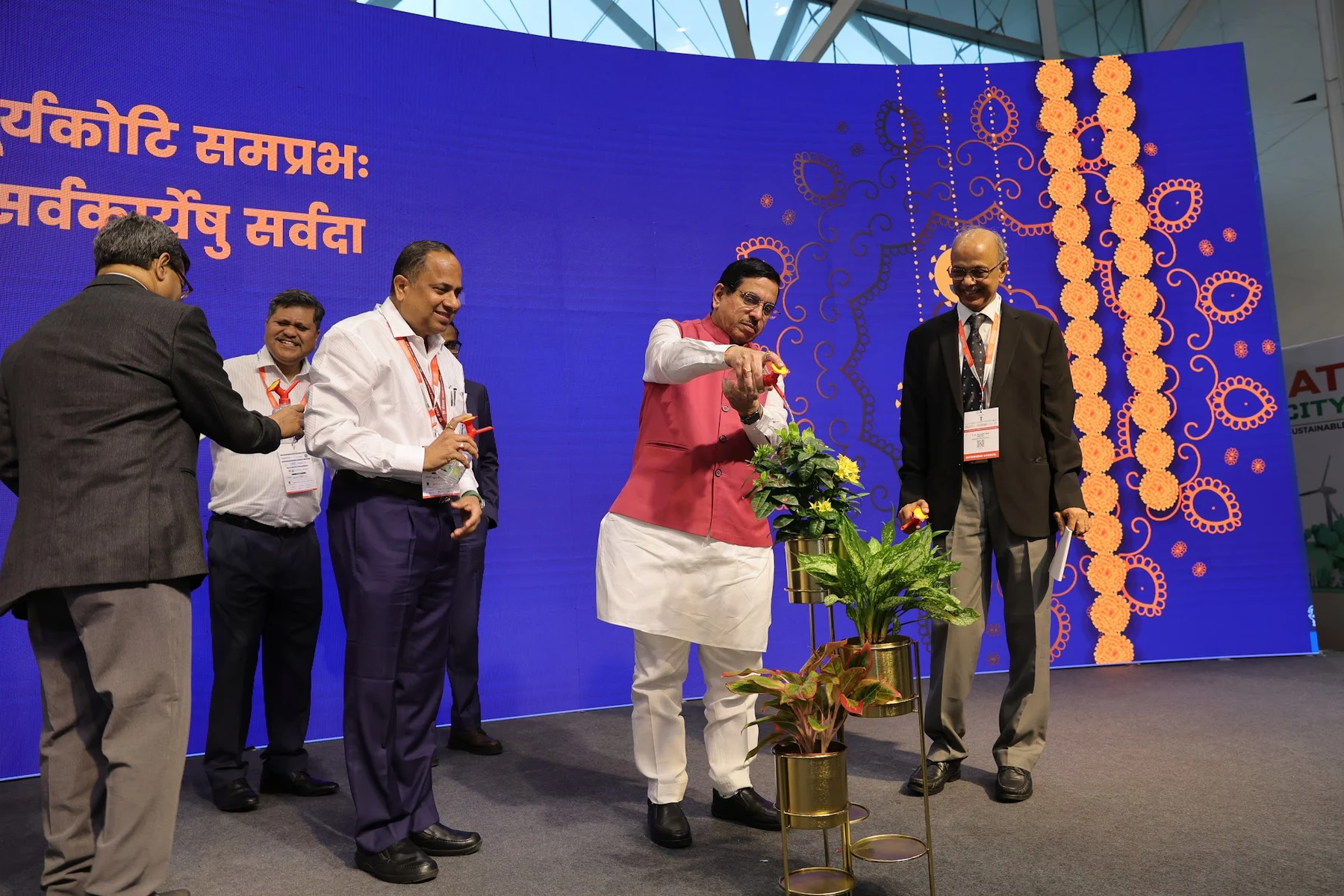 Shri Pralhad Joshi and dignitaries at the 2024 inauguration ceremony
